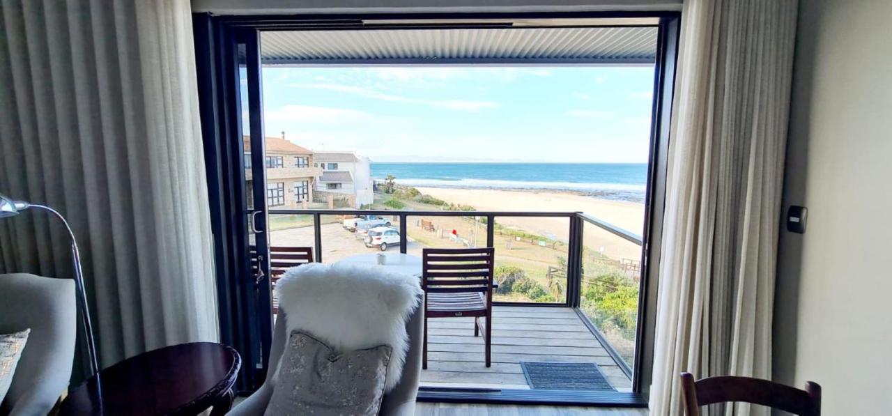 On The Beach Guesthouse Jeffreys Bay Exteriér fotografie