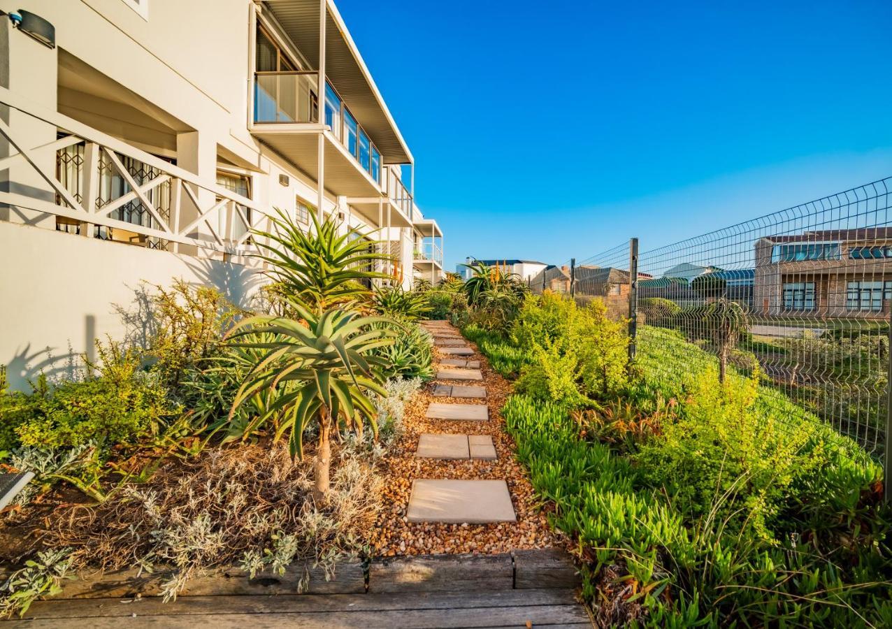 On The Beach Guesthouse Jeffreys Bay Exteriér fotografie